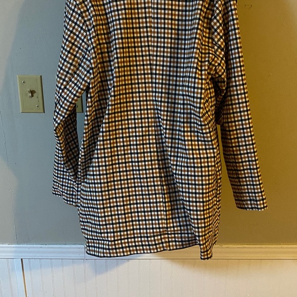 Blazer - Picture 4 of 5